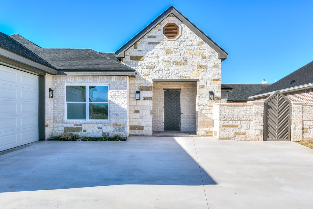 5329 Riviera Lane, San Angelo, Texas image 6