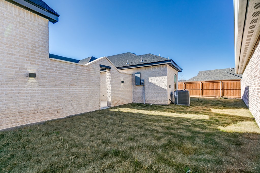 5329 Riviera Lane, San Angelo, Texas image 38