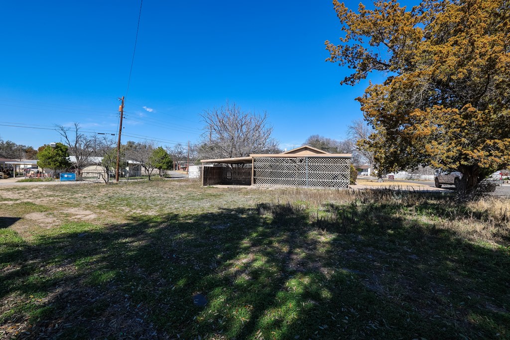 109 Live Oak Dr, Ozona, Texas image 15