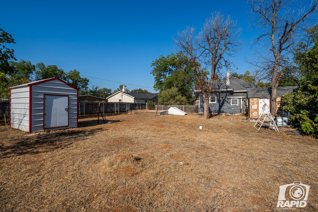 401 S Washington Dr, Bronte, Texas image 29