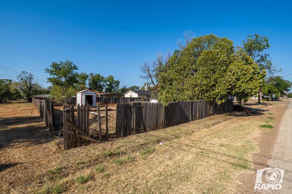 401 S Washington Dr, Bronte, Texas image 30