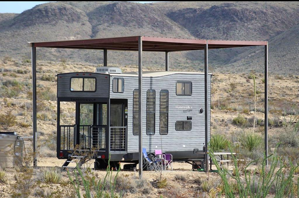 10 Falcon Lane, Terlingua, Texas image 1