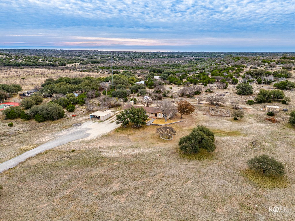 433 Private Rd 2205, Sonora, Texas image 3