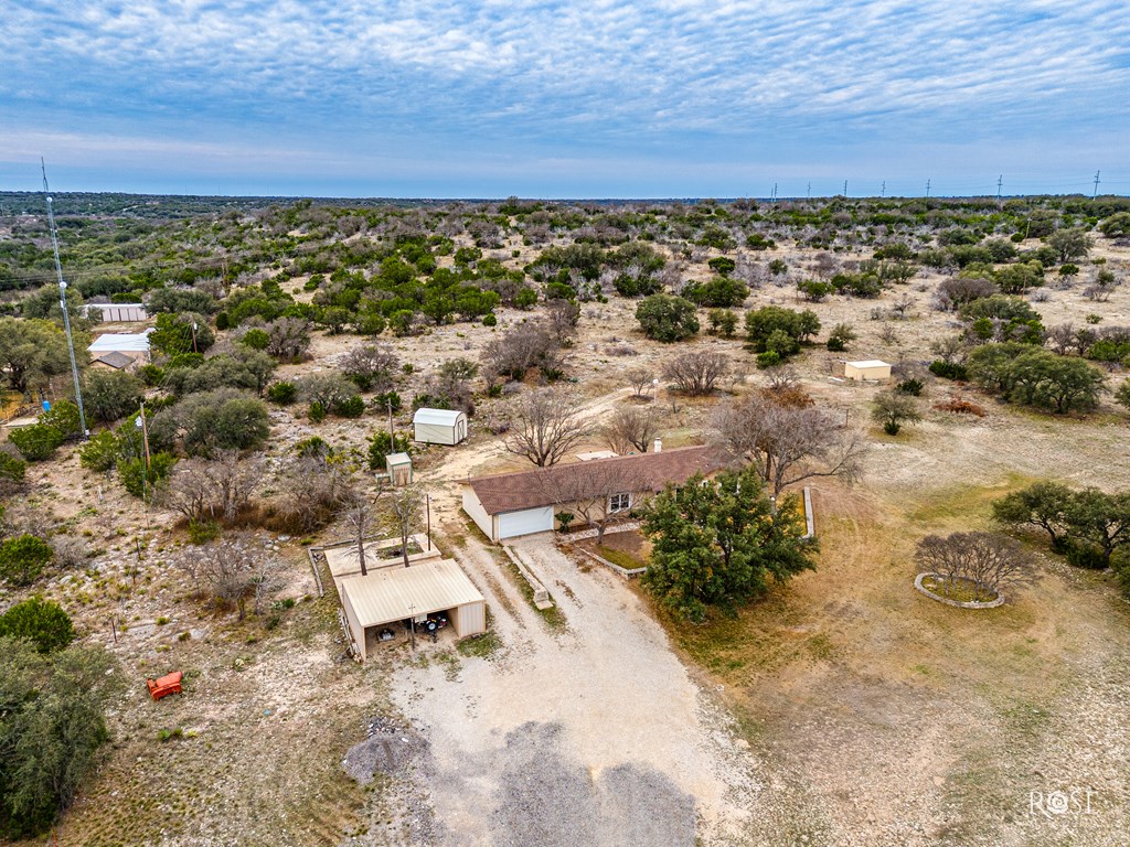 433 Private Rd 2205, Sonora, Texas image 2