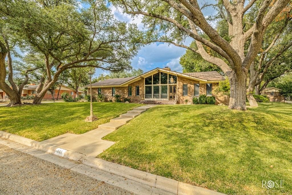 111 Manor St, Sonora, Texas image 3