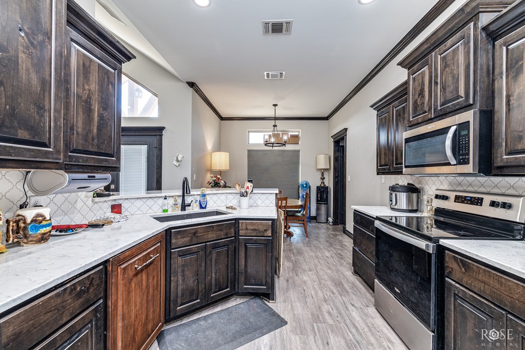 San Angelo, Texas 76901, United States, 4 Bedrooms Bedrooms, ,2 BathroomsBathrooms,Residential,Active,225560