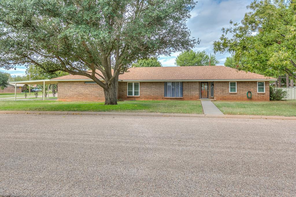 324 Cumbie St, Bronte, Texas image 1