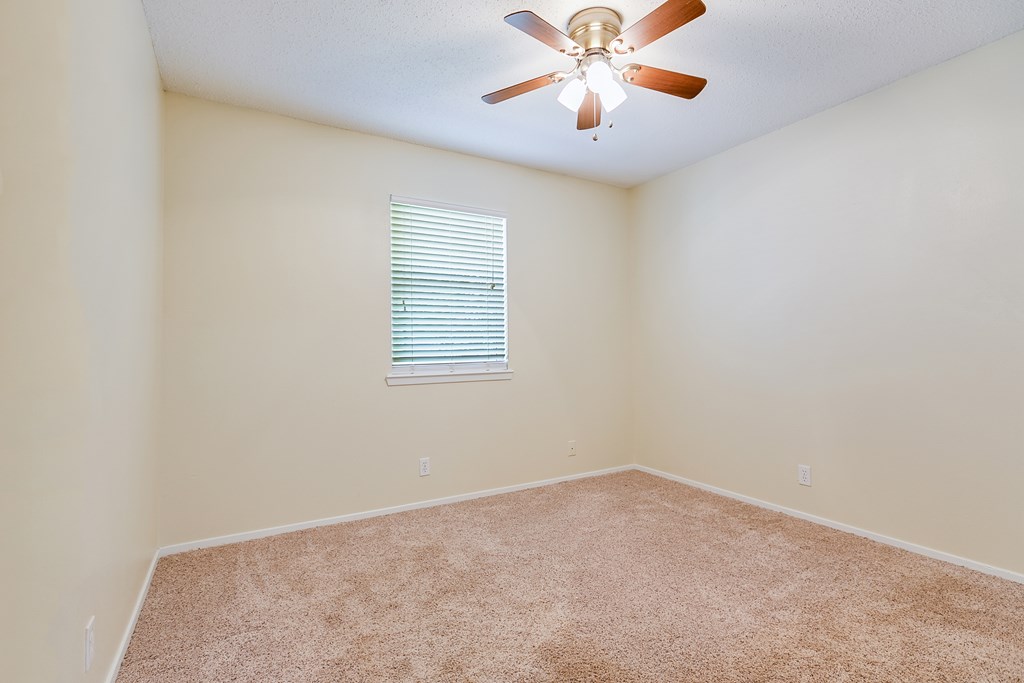1007 E 42nd St, San Angelo, Texas image 26