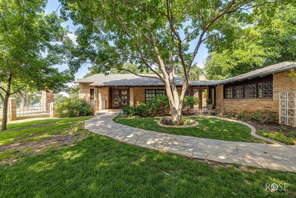 1703 Christoval Rd, San Angelo, Texas image 1