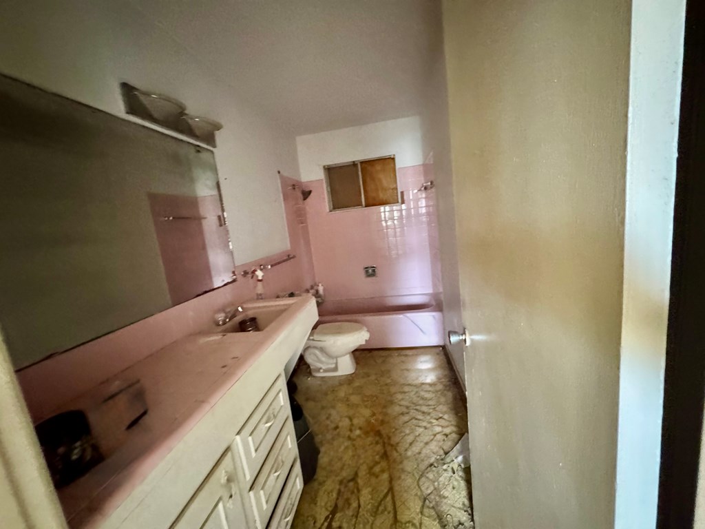 2205 Stanton St, San Angelo, Texas image 7