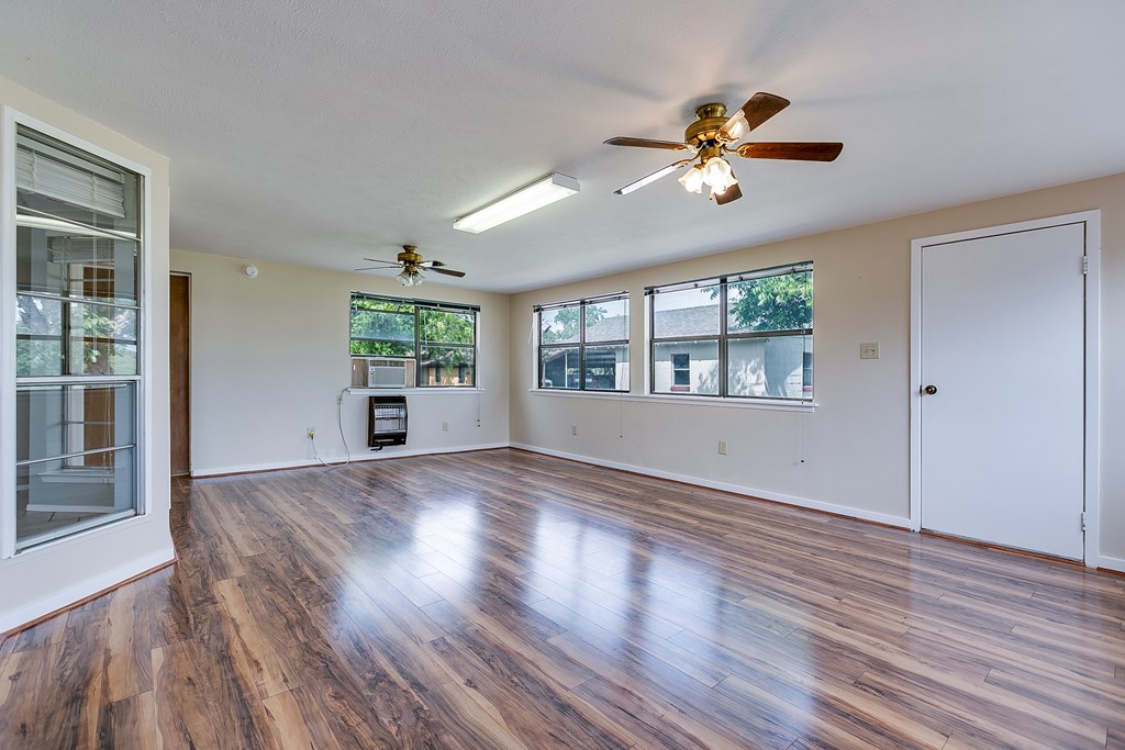 4302 Homestead Circle, Wall, Texas image 19
