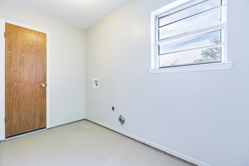 4302 Homestead Circle, Wall, Texas image 31