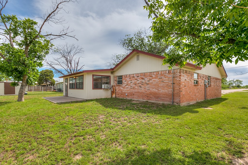 4302 Homestead Circle, Wall, Texas image 34