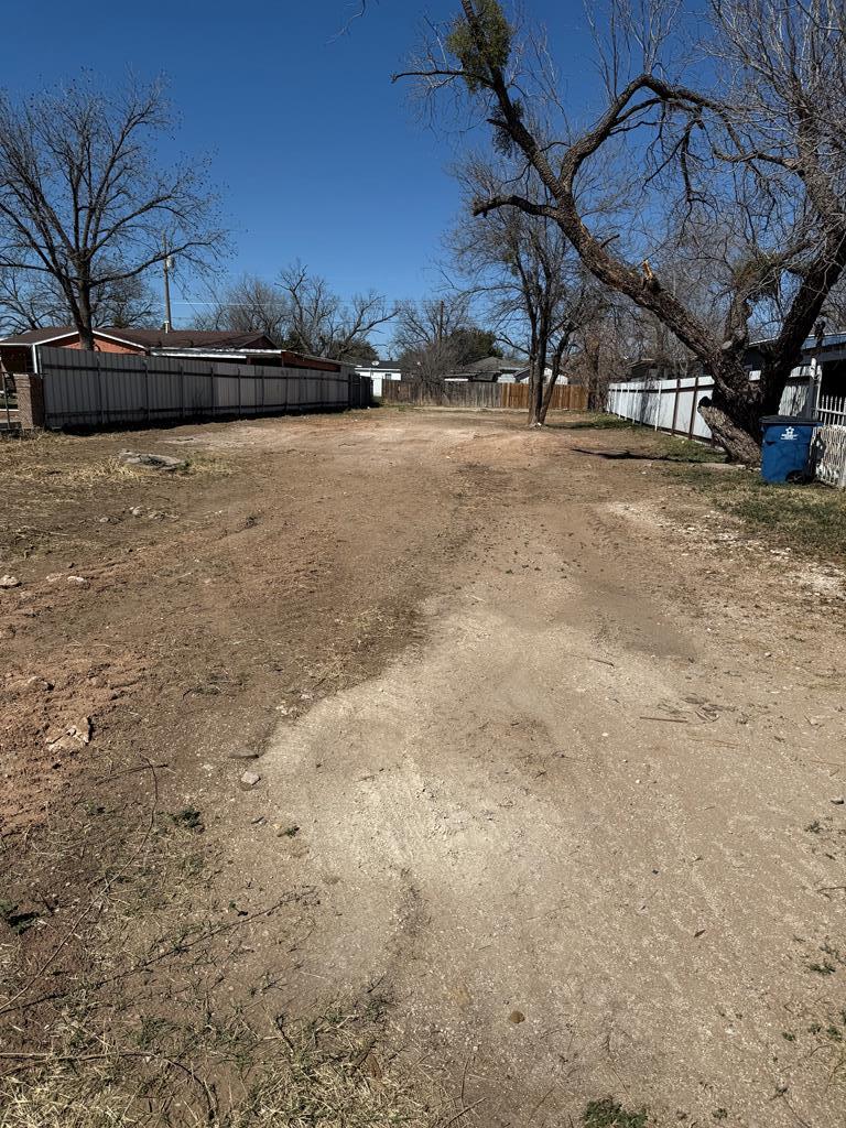 722 E 17th St #11, San Angelo, Texas image 1