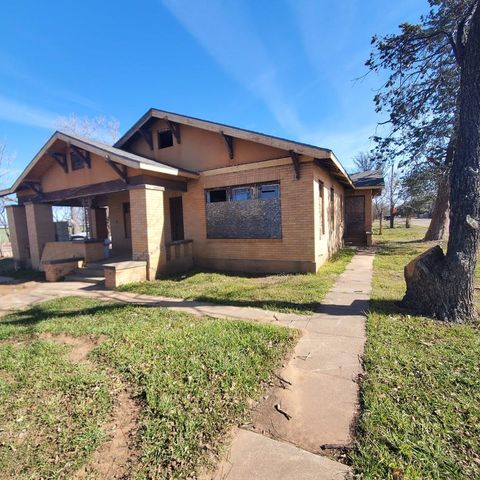 223 S State St, Bronte, TX 76933 - MLS#: 120095