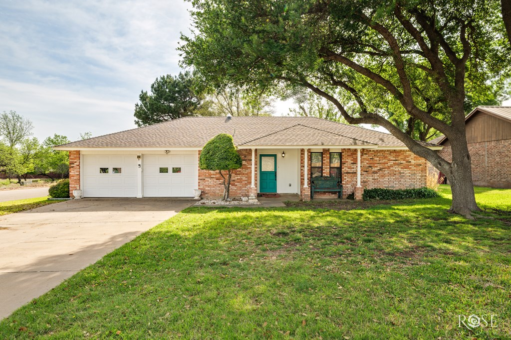 201 Hudspeth St, Sonora, Texas image 8