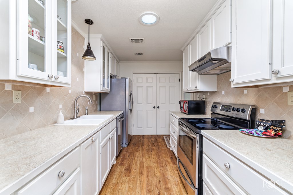 201 Hudspeth St, Sonora, Texas image 19