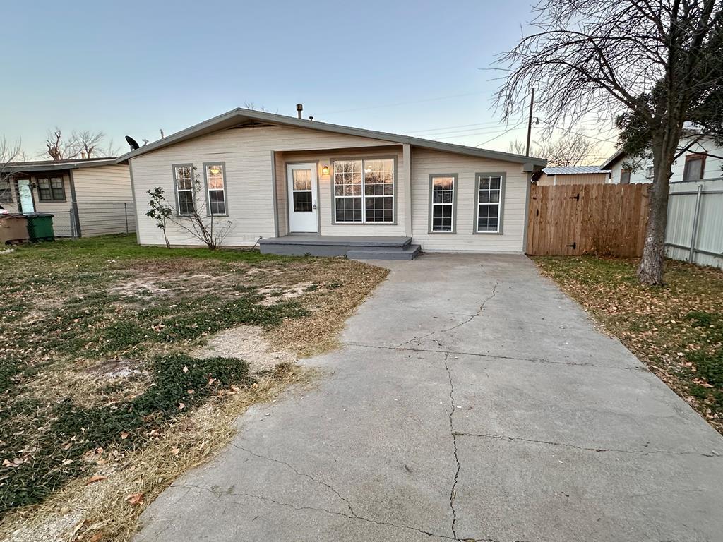 137 Windham St, San Angelo, Texas image 2