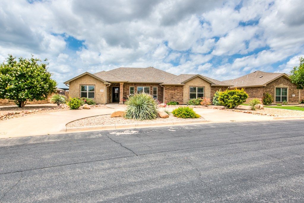 4193 Huntleigh Dr, San Angelo, Texas image 2