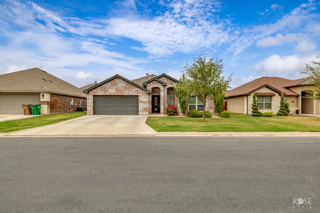 5925 Tarin St, San Angelo, Texas image 2