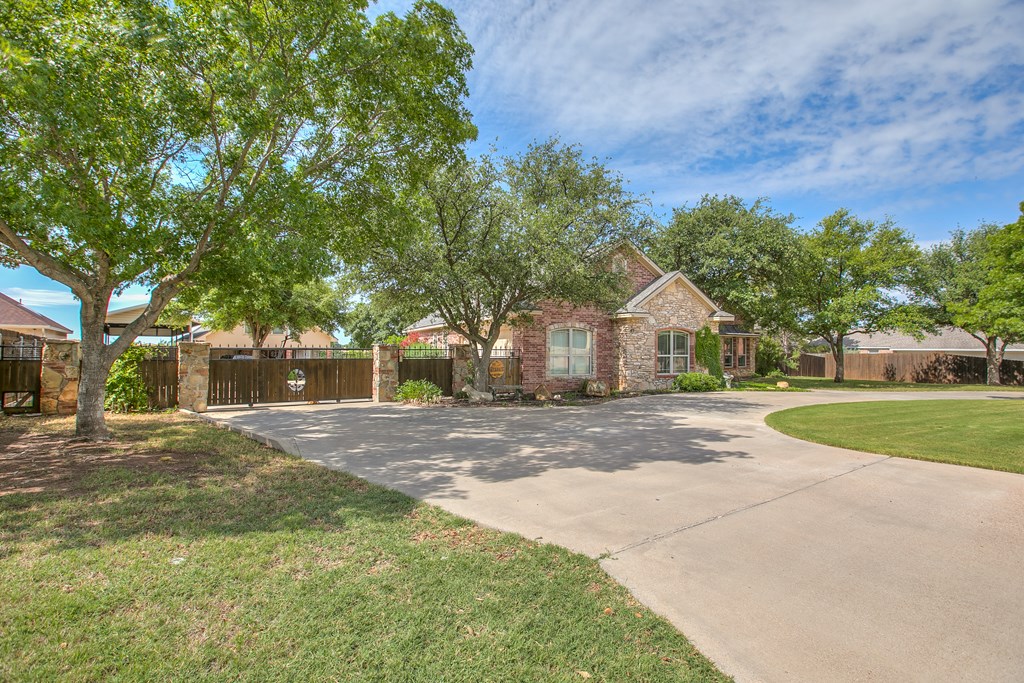 630 Ashford Dr, San Angelo, Texas image 2