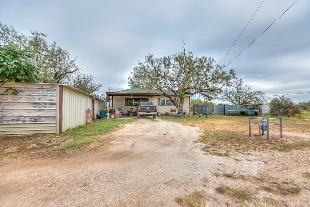 1209 15th St, Ballinger, Texas image 16