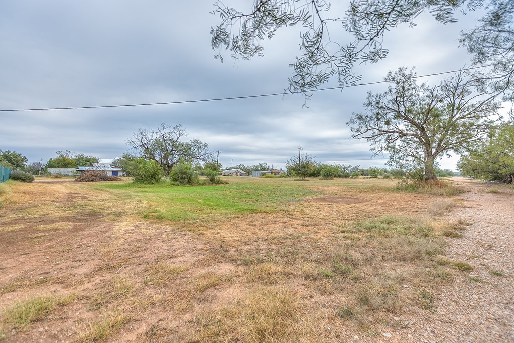 1209 15th St, Ballinger, Texas image 17