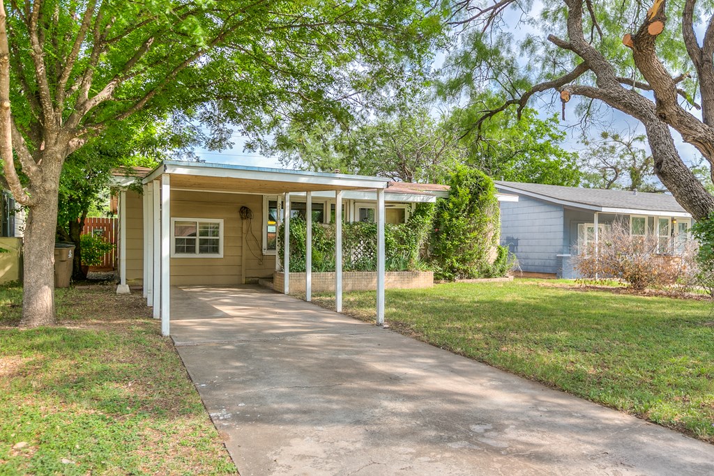 2518 W Harris Ave, San Angelo, Texas image 2