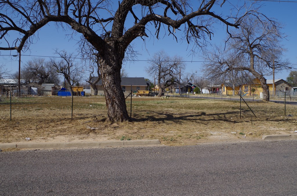 106 W 12th St #11  12, San Angelo, Texas image 3
