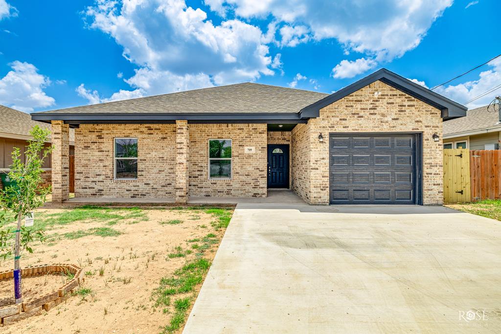 709 San Jacinto St, San Angelo, Texas image 1