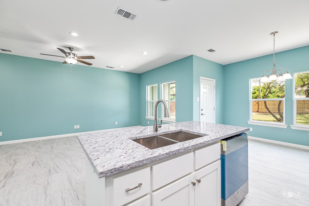 709 San Jacinto St, San Angelo, Texas image 28