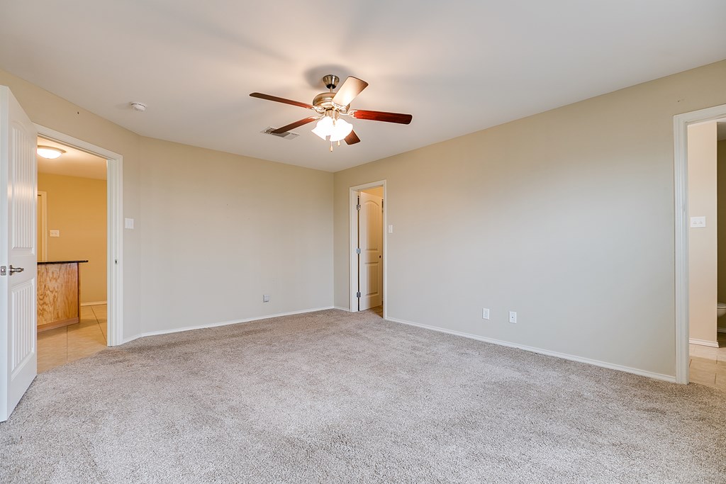 802 Fisher St, San Angelo, Texas image 15