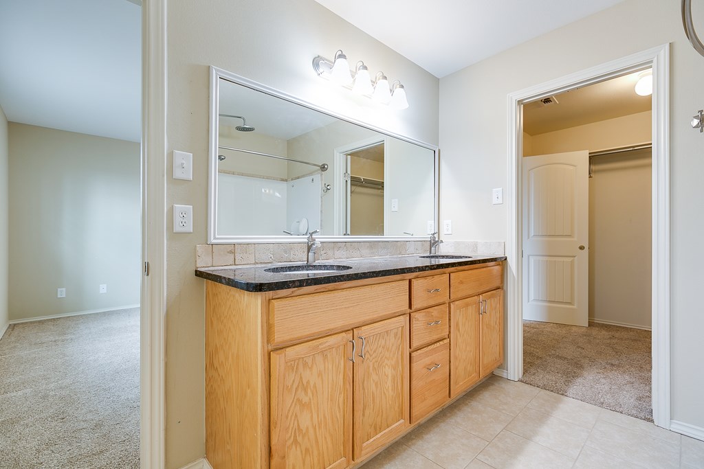 802 Fisher St, San Angelo, Texas image 18