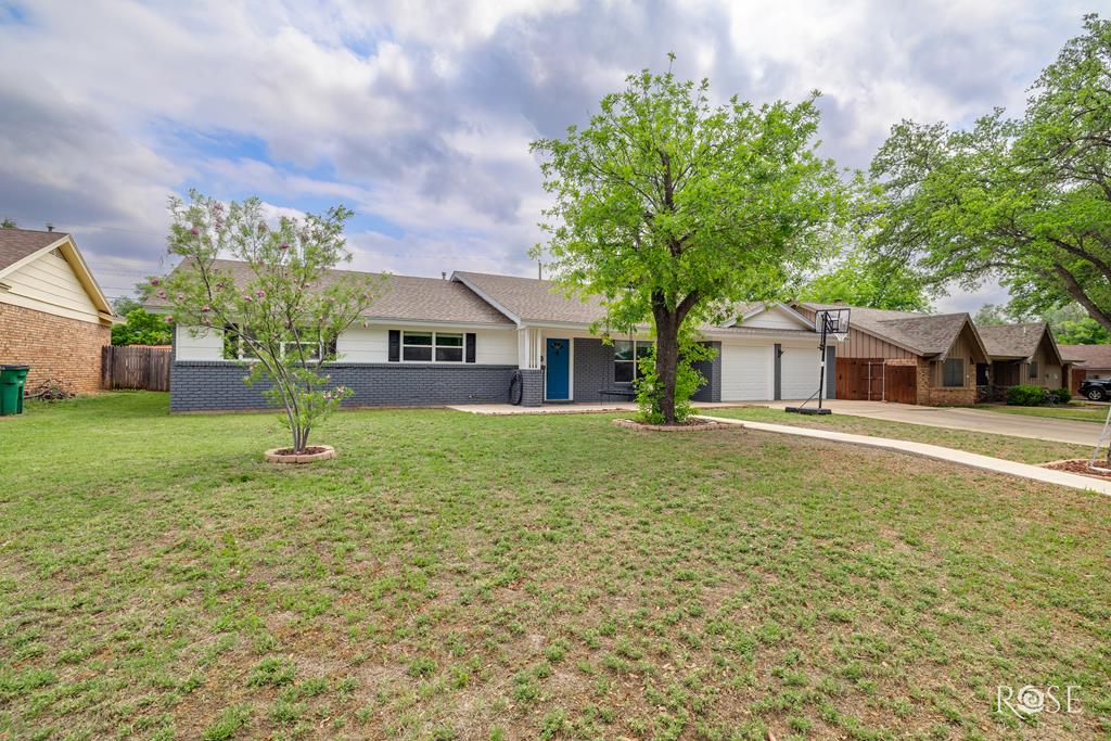 2917 Oak Forest Dr, San Angelo, Texas image 1