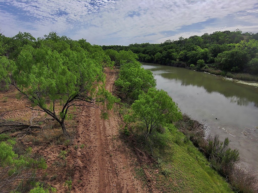 Land, Coleman, Texas image 5