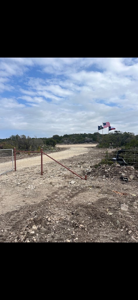13812 High Lonesome Rd, Del Rio, Texas image 35