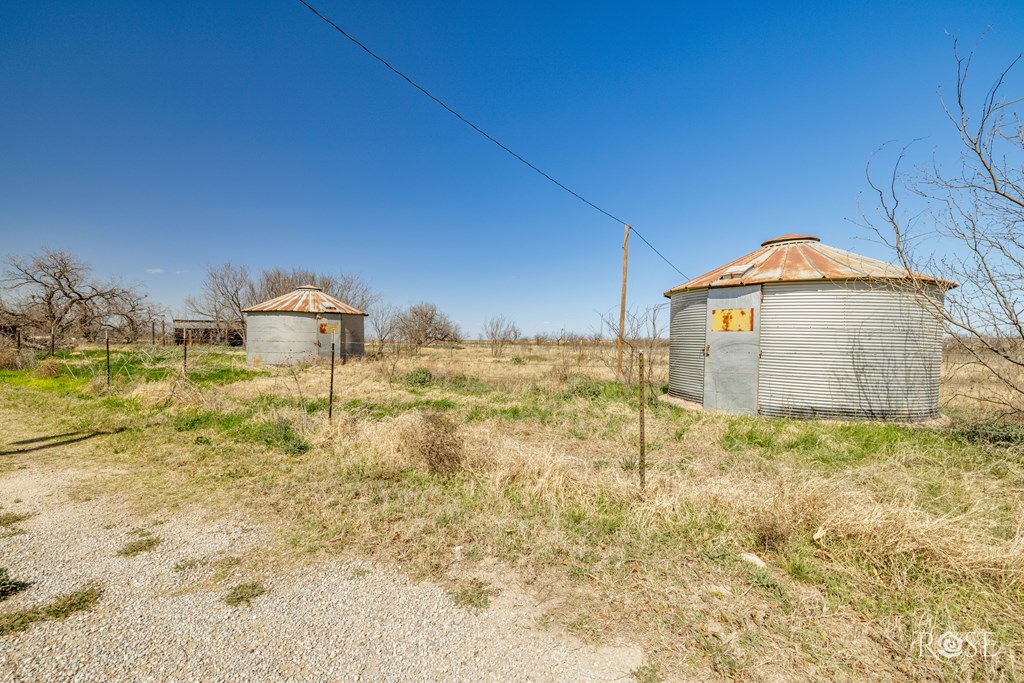 17342 Fm 1929, Miles, Texas image 25