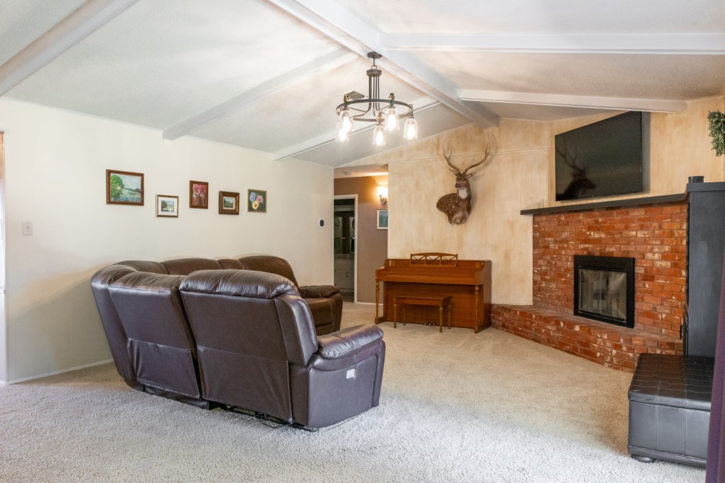 San Angelo, Texas 76904, United States, 3 Bedrooms Bedrooms, ,2 BathroomsBathrooms,Residential,Pending,181941