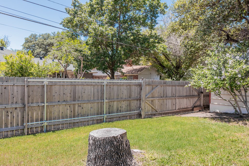 San Angelo, Texas 76904, United States, 3 Bedrooms Bedrooms, ,2 BathroomsBathrooms,Residential,Pending,181941