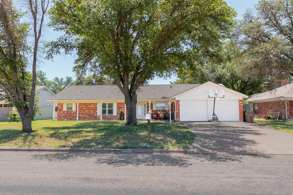 San Angelo, Texas 76904, United States, 3 Bedrooms Bedrooms, ,2 BathroomsBathrooms,Residential,Pending,181941