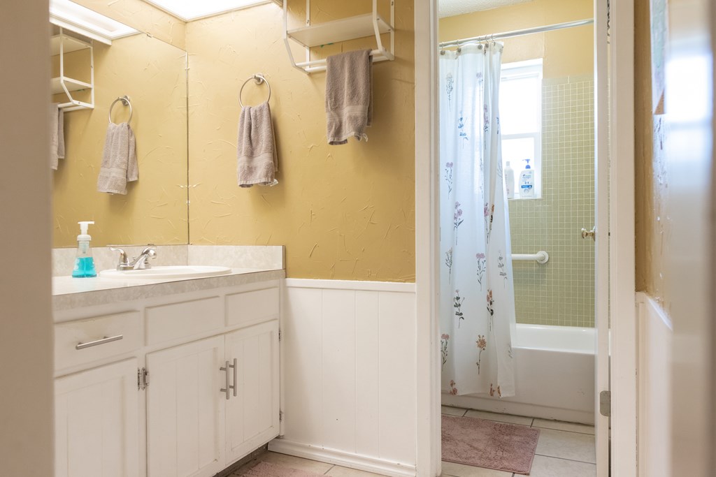 San Angelo, Texas 76904, United States, 3 Bedrooms Bedrooms, ,2 BathroomsBathrooms,Residential,Pending,181941