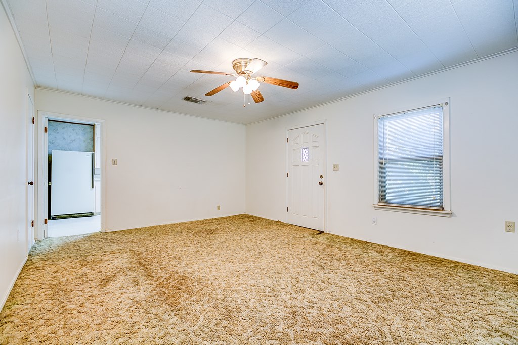 311 40th St, San Angelo, Texas image 8