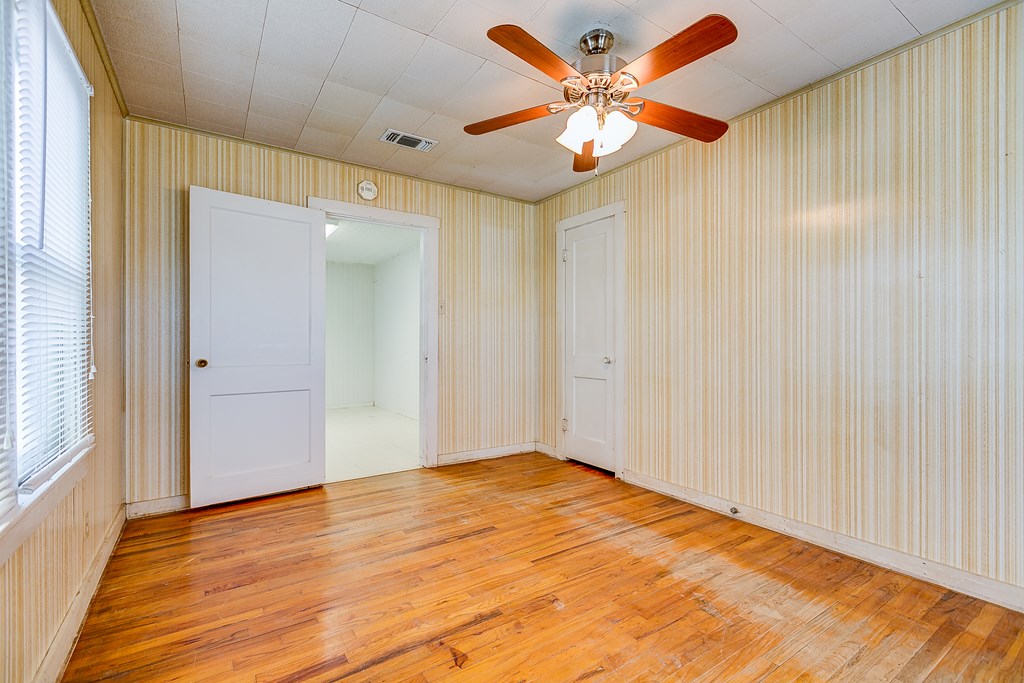 311 40th St, San Angelo, Texas image 15