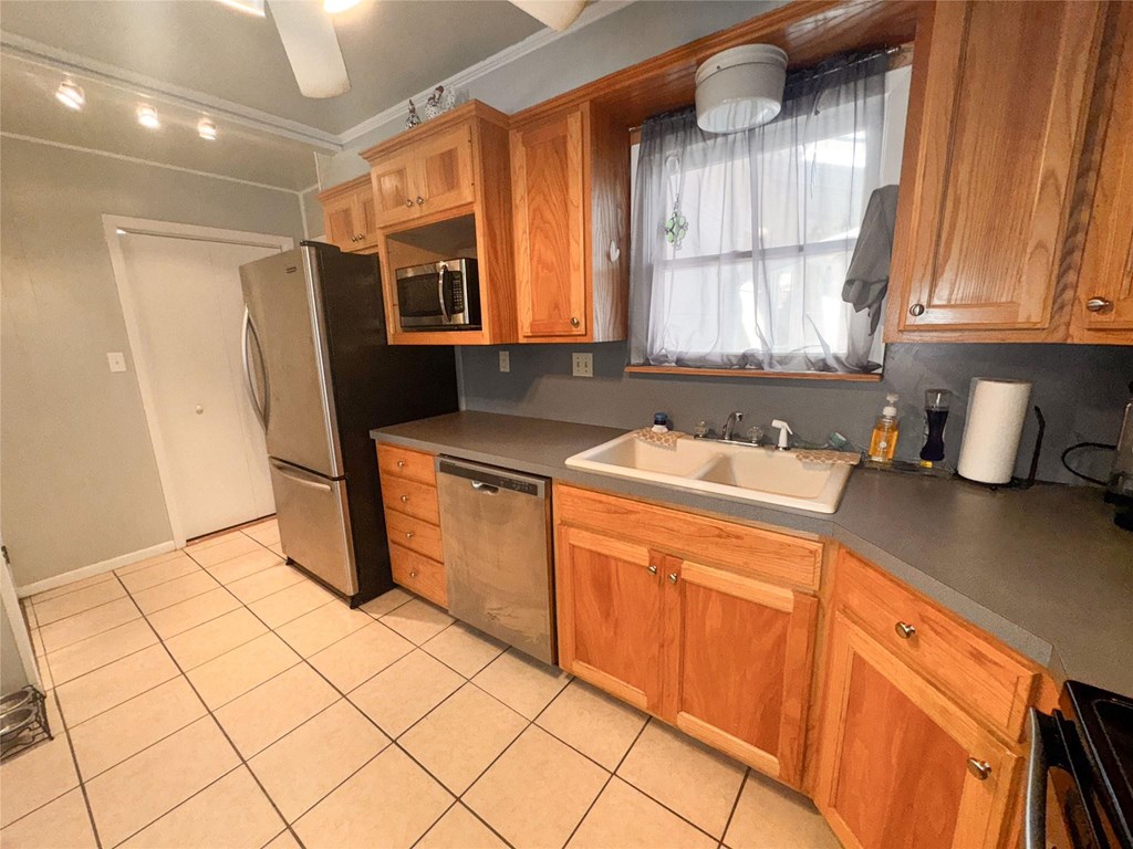 507 Hamilton Ave, Ballinger, Texas image 10