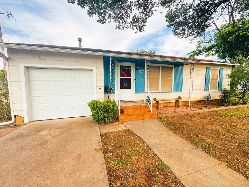 507 Hamilton Ave, Ballinger, Texas image 18