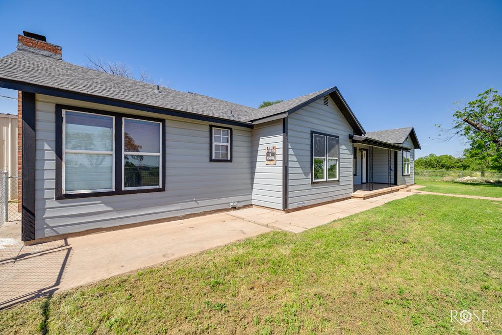 9906 Fuchs Rd, Miles, Texas image 1