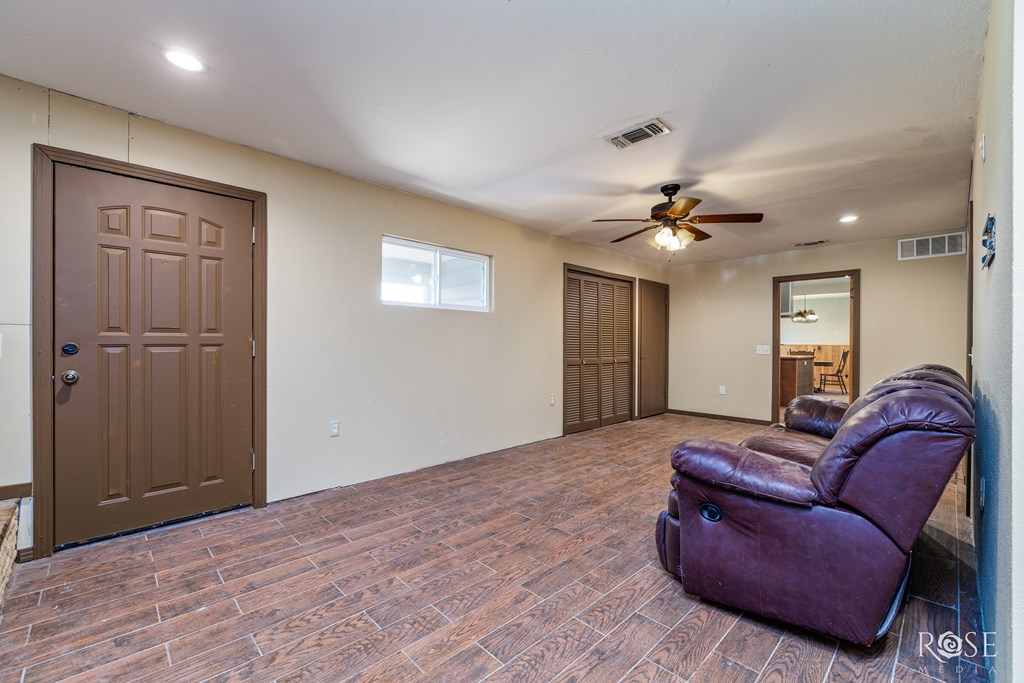 9906 Fuchs Rd, Miles, Texas image 16
