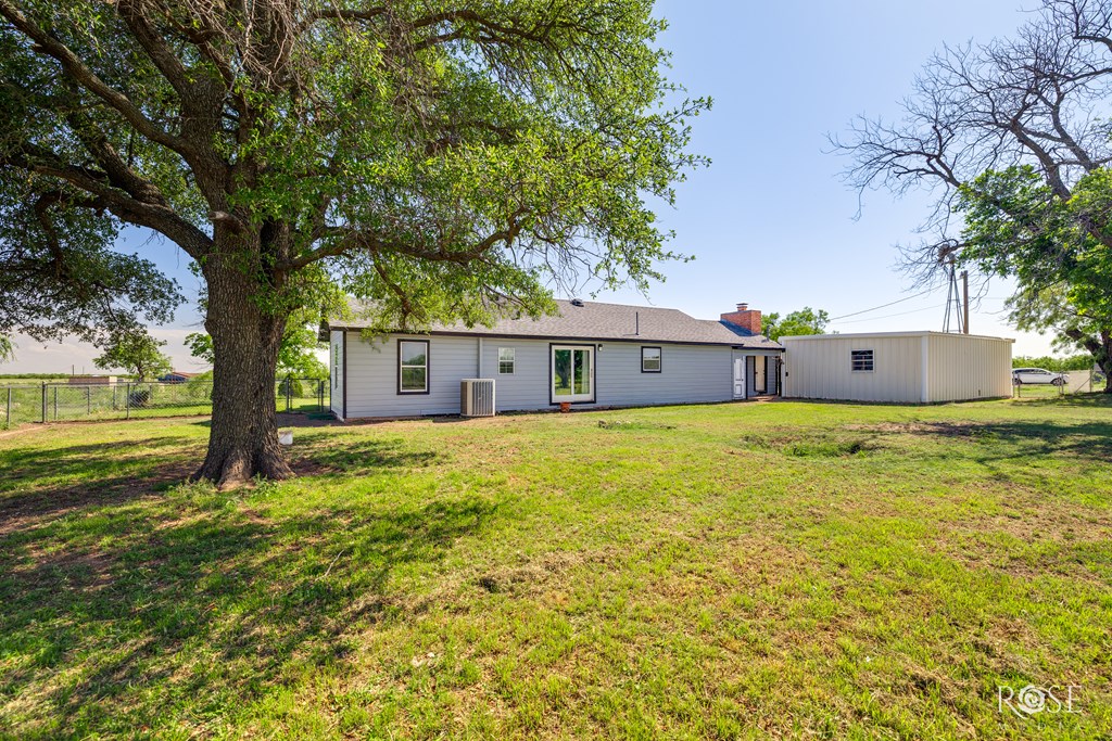 9906 Fuchs Rd, Miles, Texas image 42