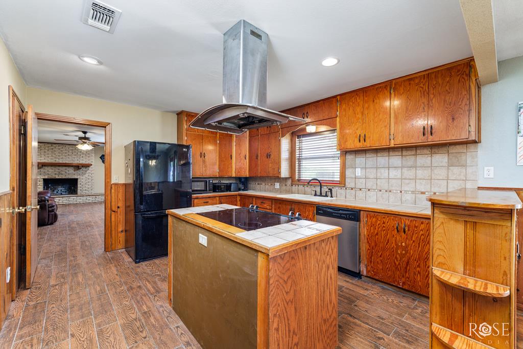 9906 Fuchs Rd, Miles, Texas image 24