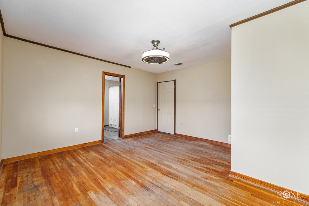 9906 Fuchs Rd, Miles, Texas image 28